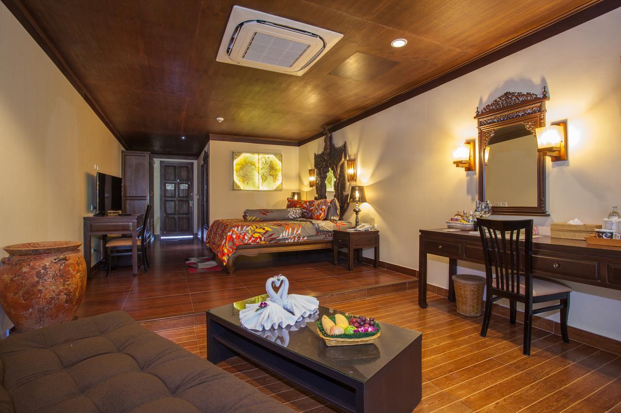 Tropica Bungalow Beach Hotel Patong Exterior foto